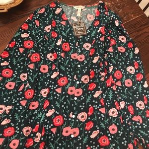 NWT Top size Large